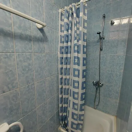 Apartment In Okrug Gornji 6196 *